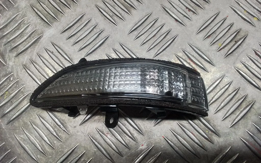 Suunatuli peeglis – Subaru Impreza IV (2013-2016)