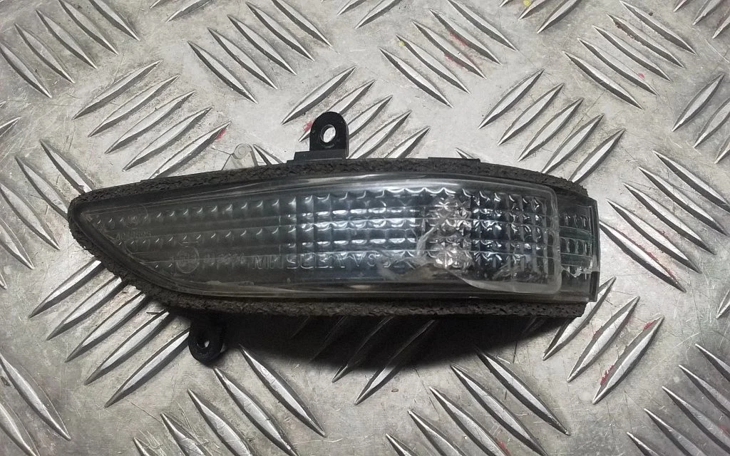 Suunatuli peeglis – Subaru Impreza IV (2013-2016)