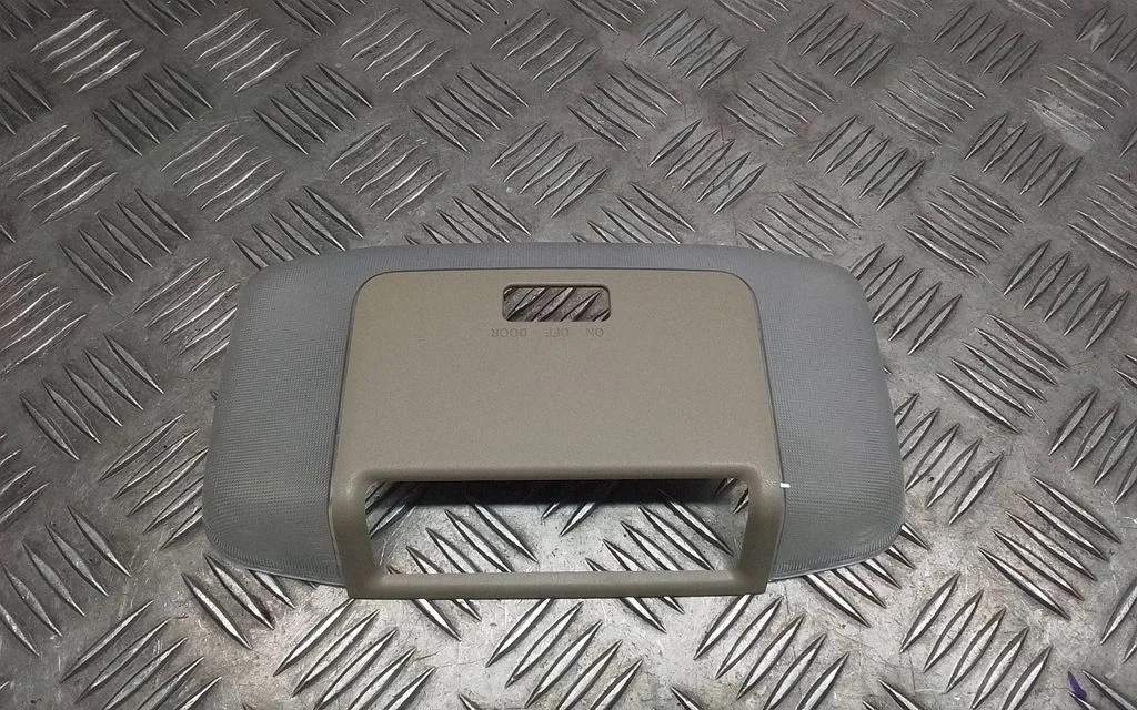 Front seat light – Lexus GX J150 (2009-)