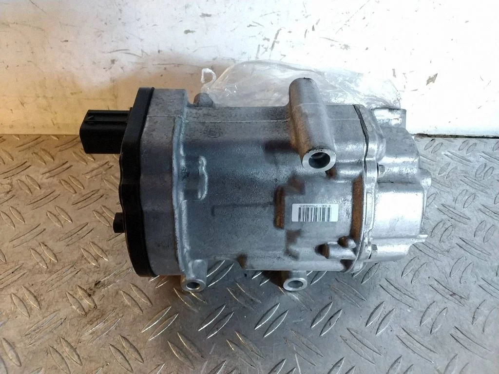 Air conditioning (A/C) compressor (pump) – Lexus RX 450H (2016-)