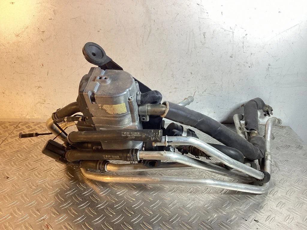 Auxiliary pre-heater (Webasto) – Porsche Cayenne (92A) (2010-2017)