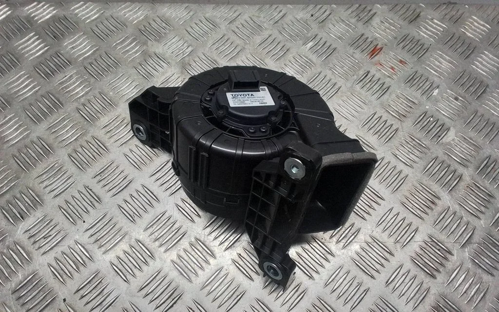 Heater fan/blower – Lexus RX 450H (2016-)