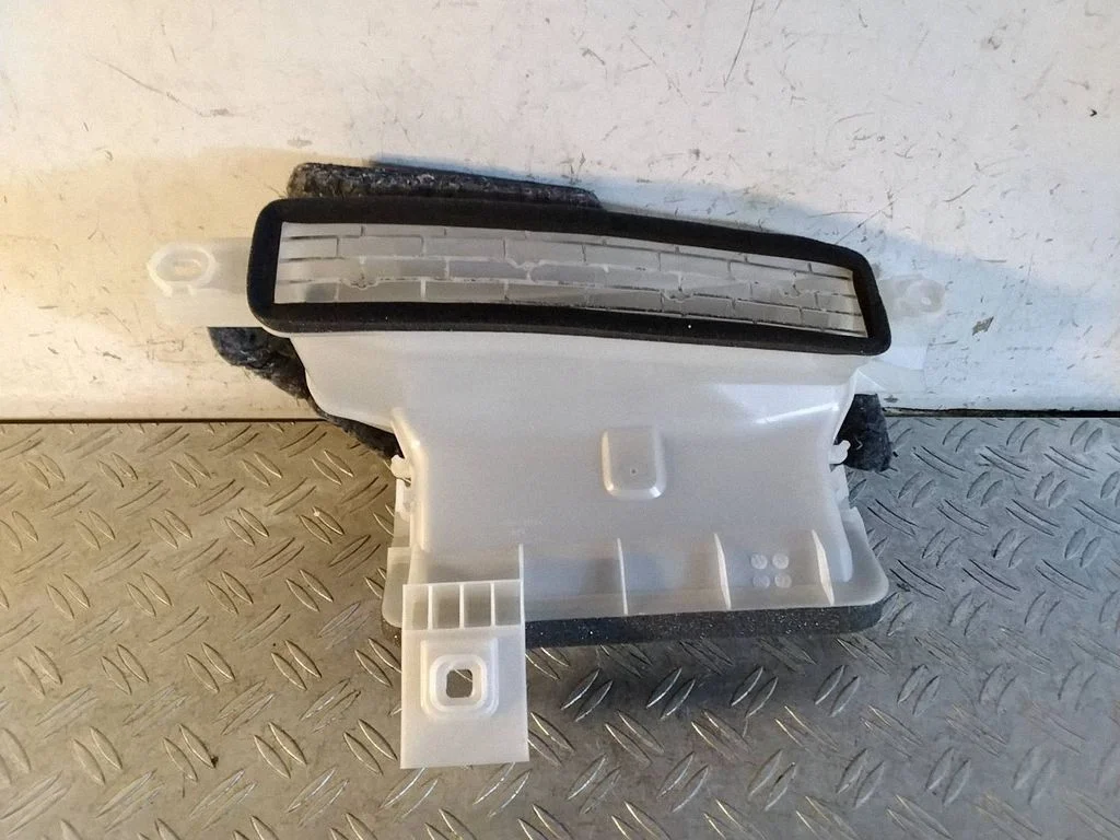 Salongi kütte- ja kliimaploki plastkorpus – Lexus RX 450H (2016-)