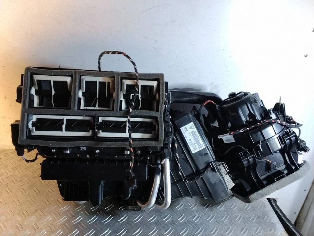 Obudowa nagrzewnicy – komplet – Porsche 911 991 (2011-2019)
