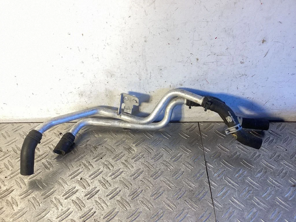 Engine coolant pipe/hose – Land Rover Range Rover Sport L320 (2005-2013)