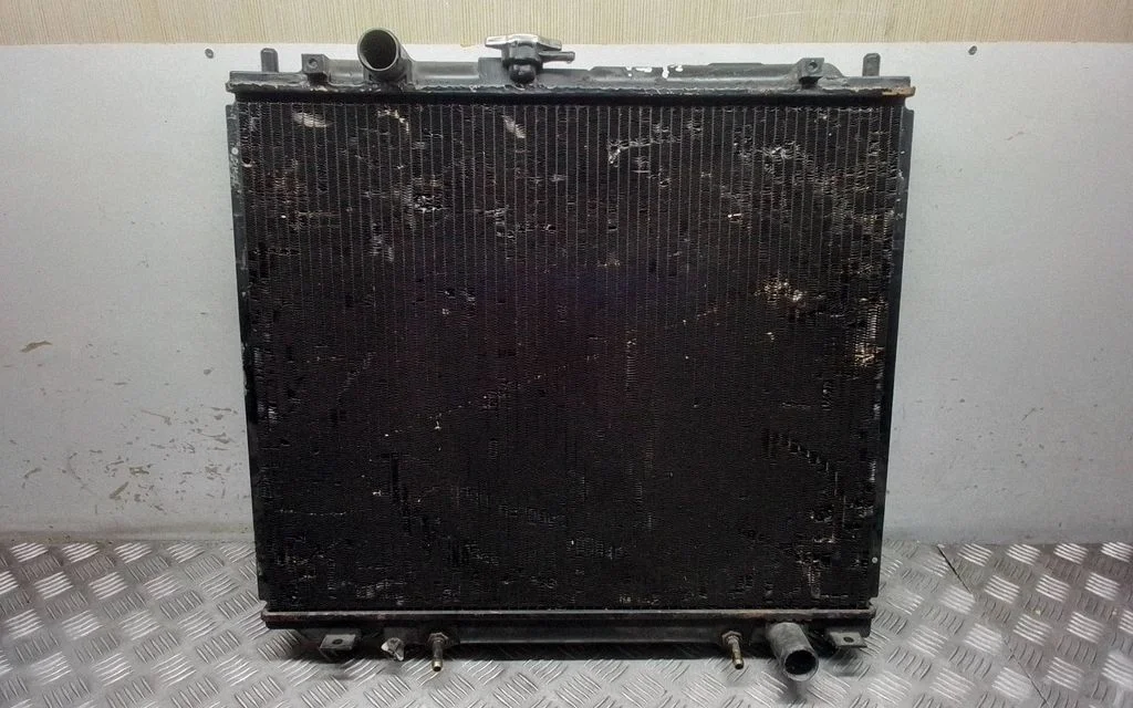 Coolant radiator