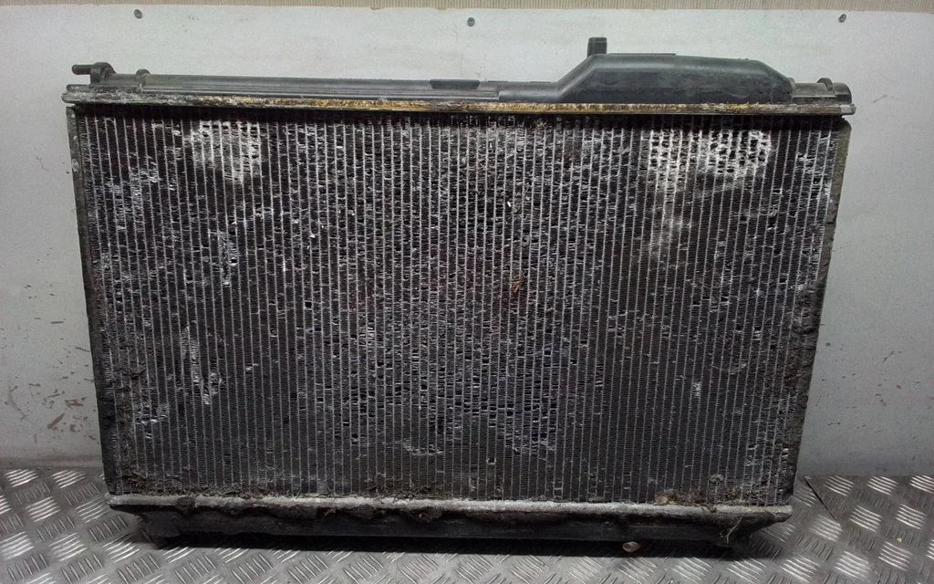 Coolant radiator 4221323836