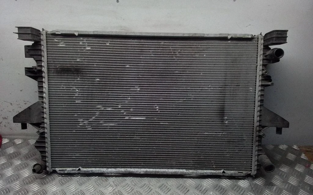 Coolant radiator 7H0121253