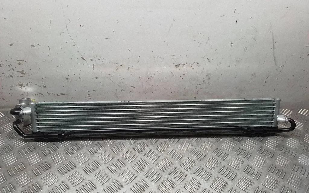 Chłodnica oleju skrzyni biegów – Porsche Cayenne (9Y0 9Y3) (2018-)