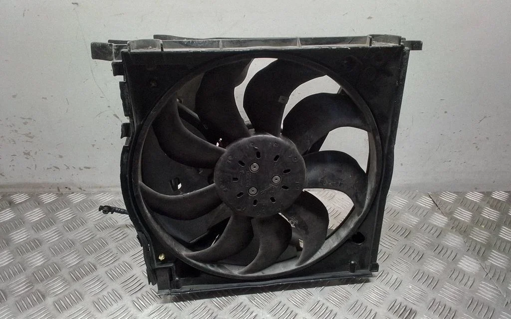 Electric radiator cooling fan 9P1121384