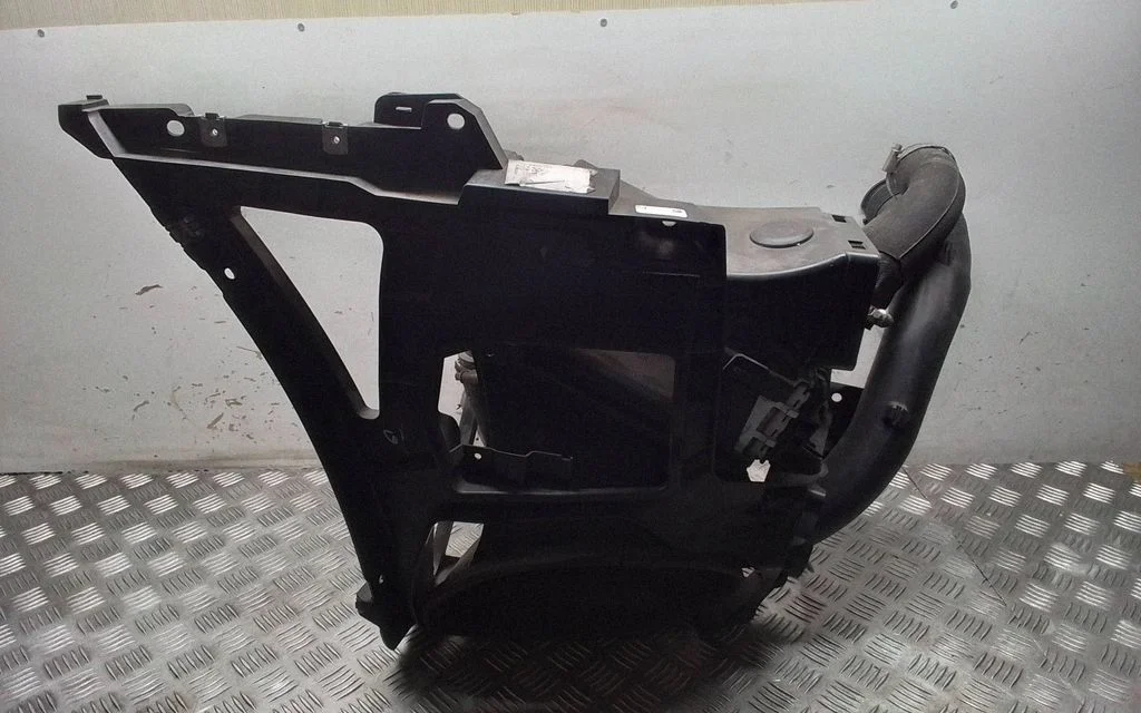 Intercooler radiator 9P1145621A