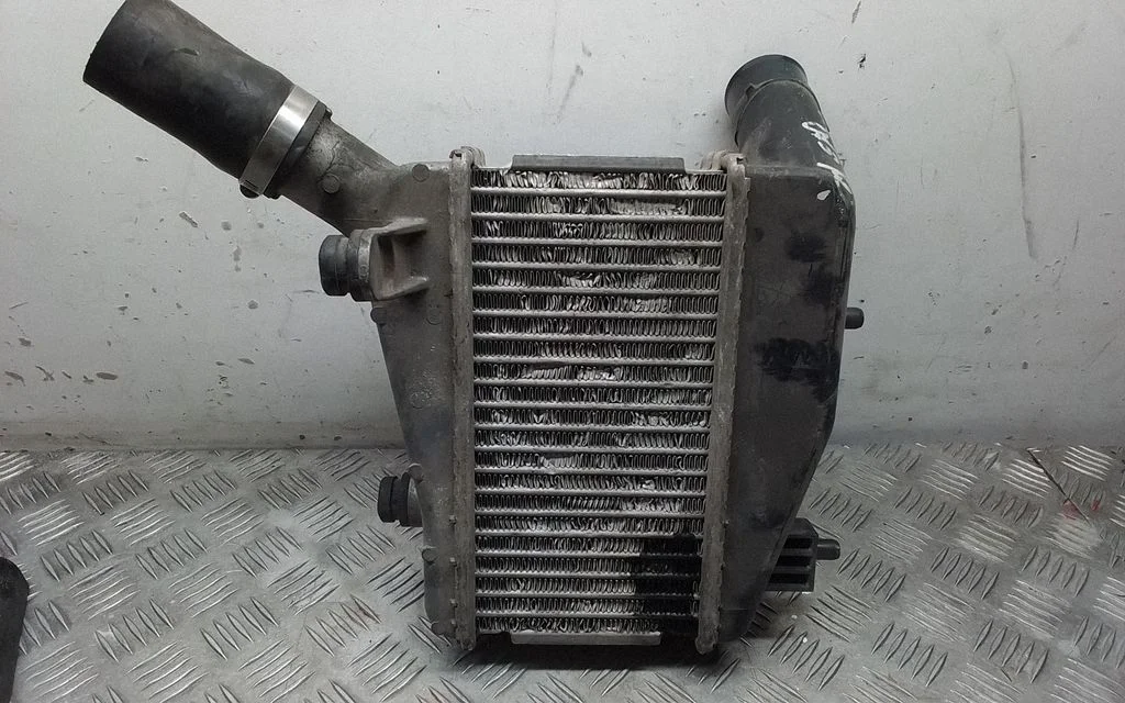 Vahejahuti radiaator – Honda Accord (2003-2007)