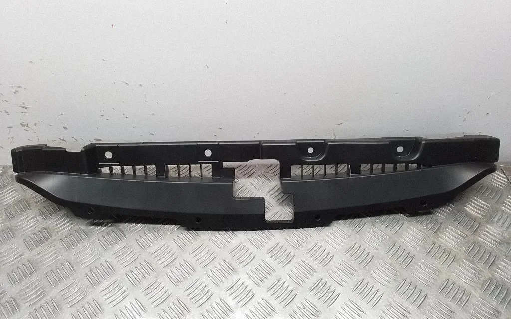 Radiaatori tugipaneel – Subaru Outback (2009-2014)