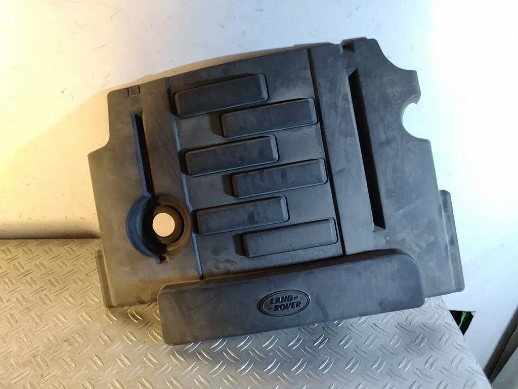 Engine cover (trim) AH226A949AB