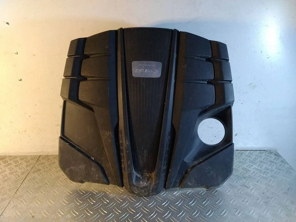 Engine cover (trim) – Porsche Macan (95B) (2019-)