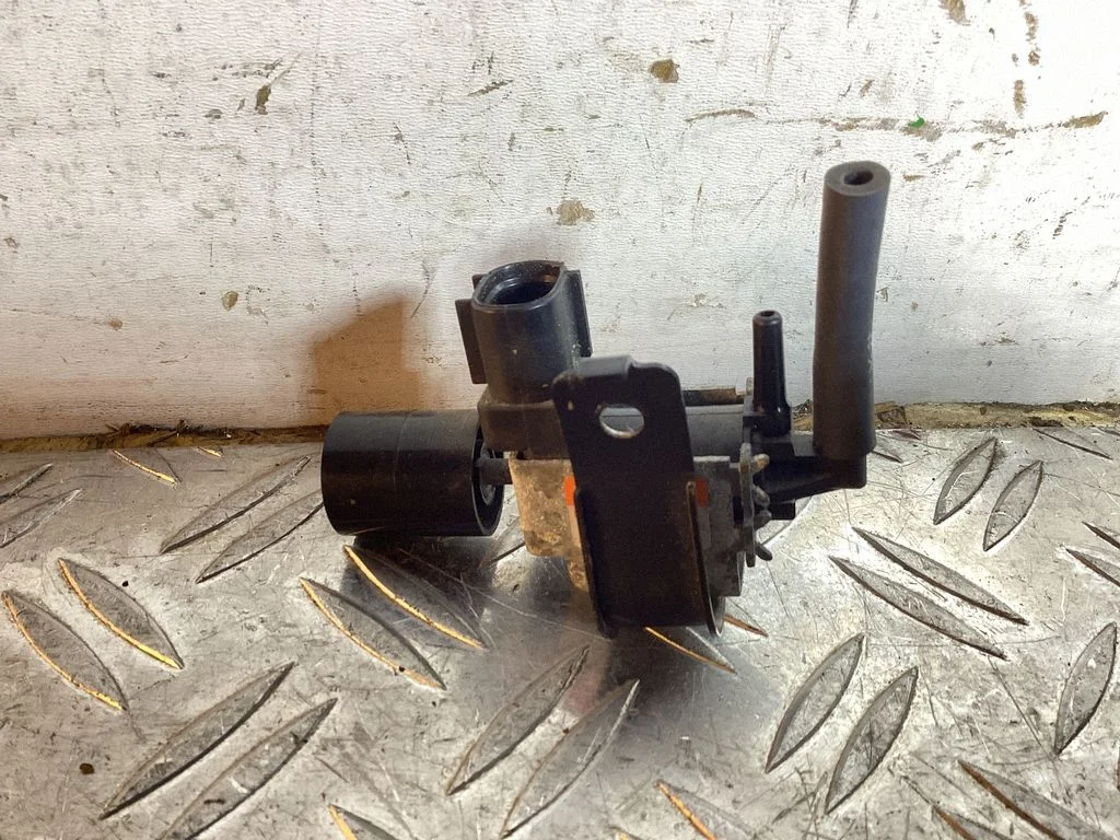 Turbo solenoid valve – Lexus RX III (2008-2015)