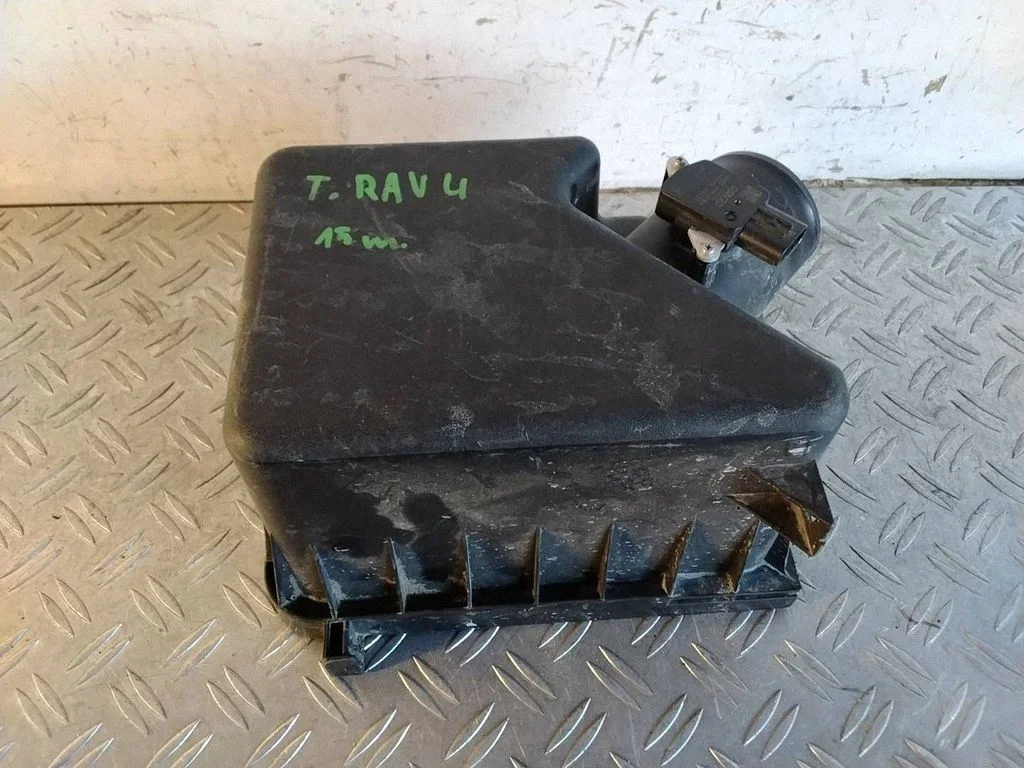 Air filter box cover – Toyota RAV 4 (XA40) (2012-2018)