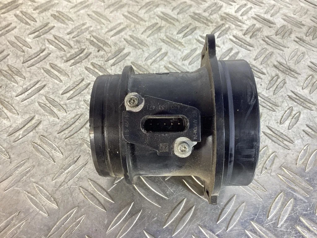 Mass air flow meter – Volkswagen Touareg II (2010-2018)