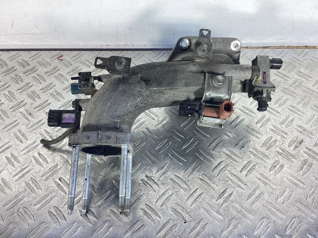Sisselaskekollektor – Mercedes-Benz Sprinter W901 W902 W903 W904 (1995-2007)