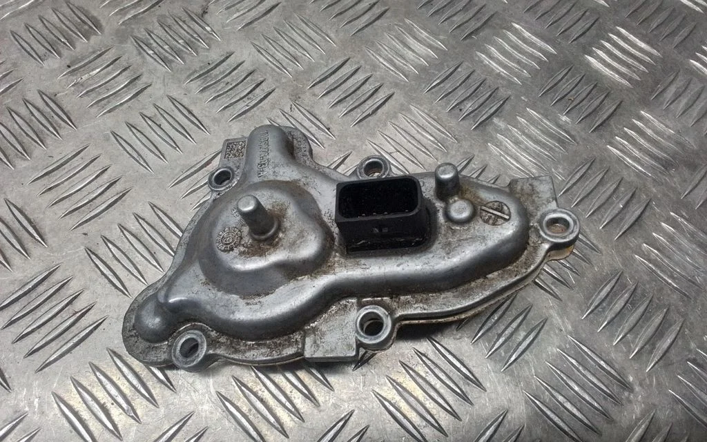 Engine 109527303A