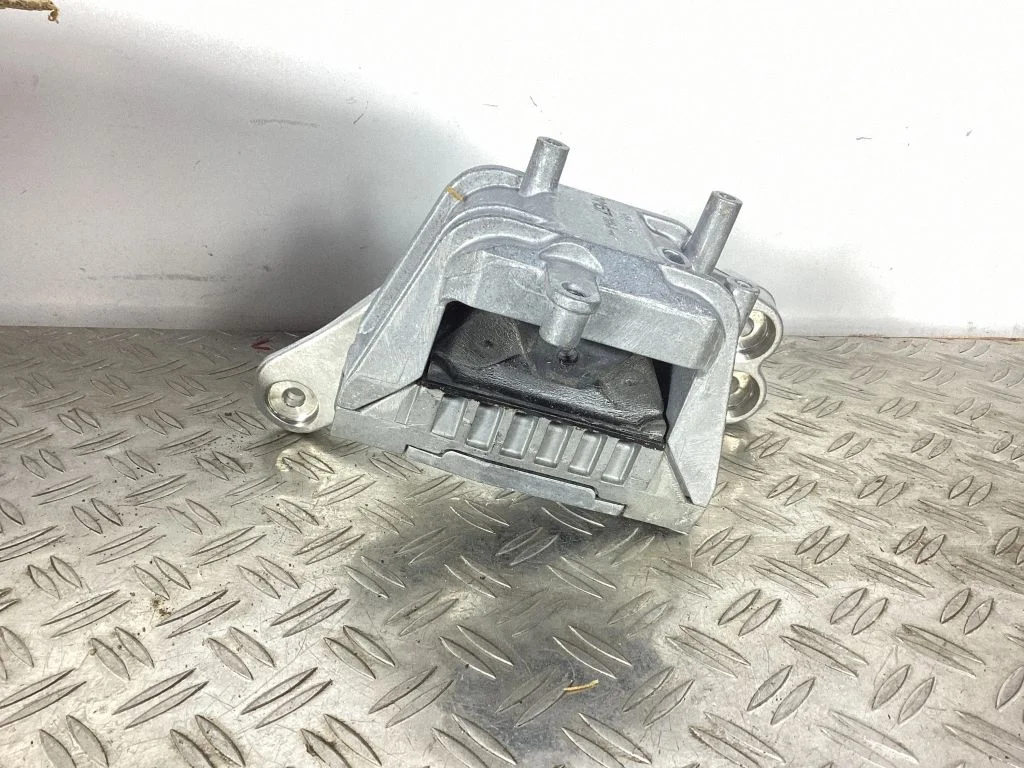 Engine mount vacuum valve 1K0199262BC