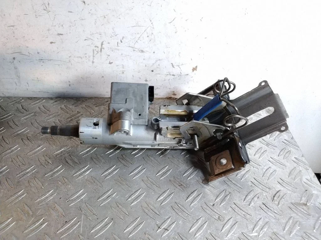 Roolisammas – Toyota RAV 4 (XA40) (2012-2018)