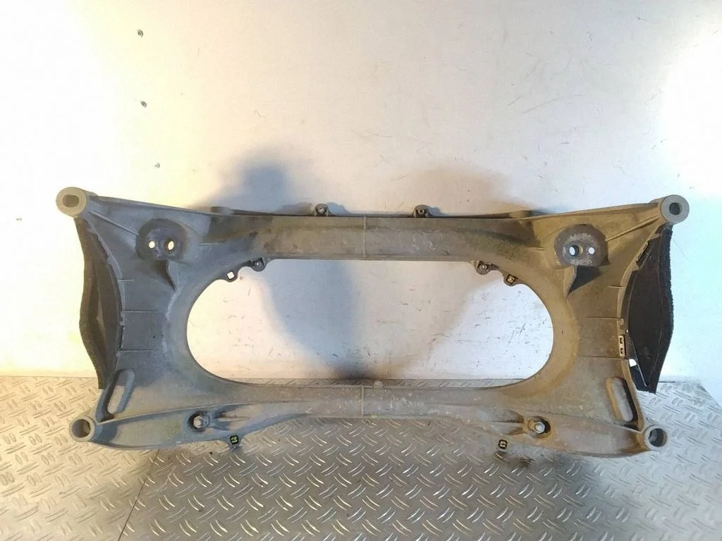 Front subframe – Lexus GS 250 350 300H 450H (2013-)