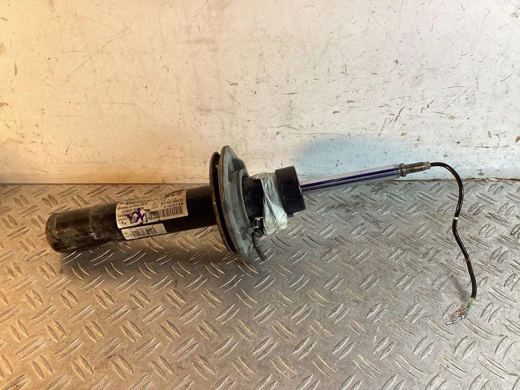 Front shock absorber/damper 95B413031R