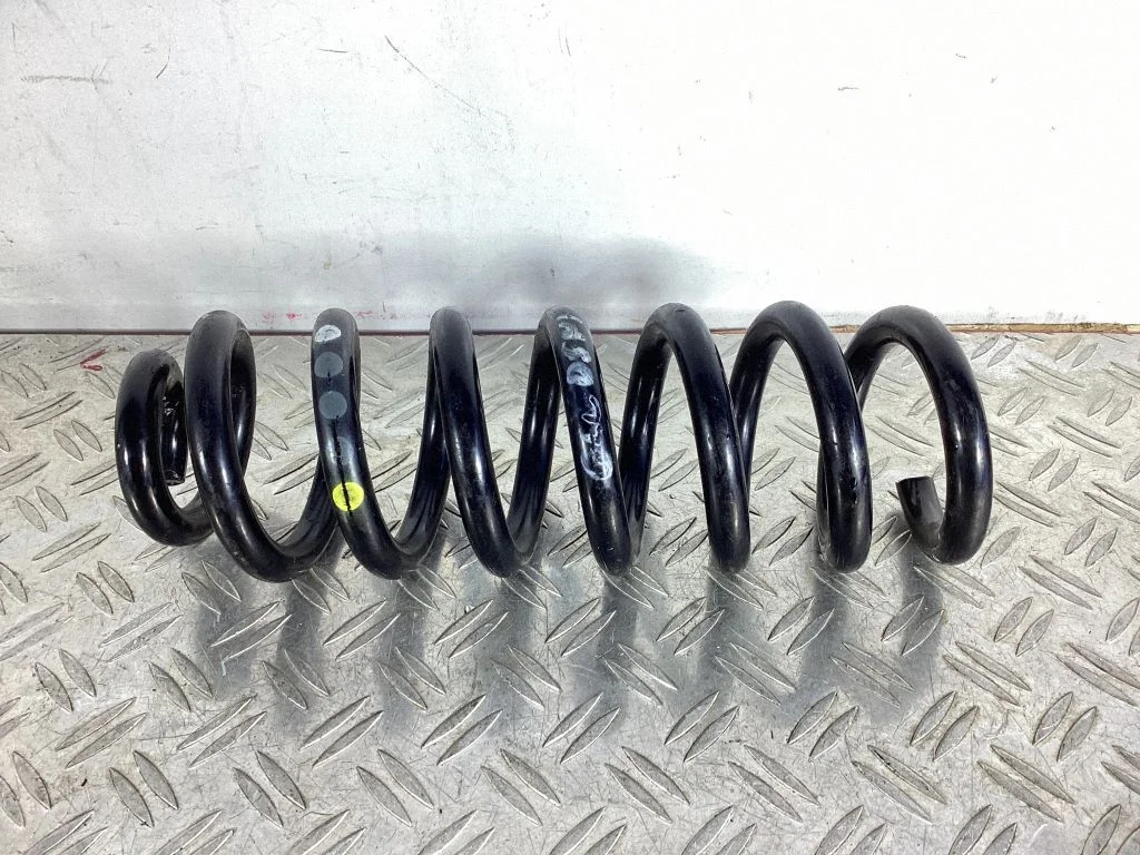 Front coil spring – Mercedes-Benz GLC-Class C253 (2016-)