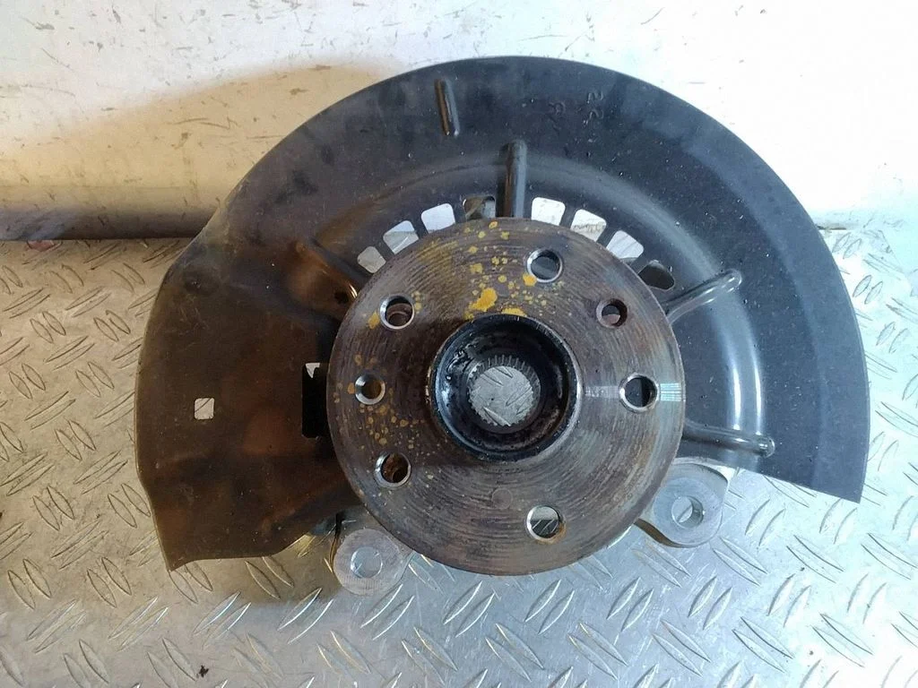 Front wheel hub – Lexus RX 450H (2016-)