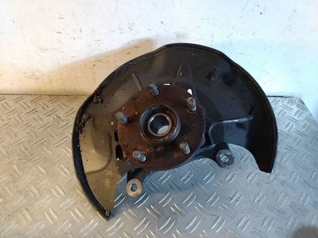 Front wheel hub – Lexus NX (2014-2021)