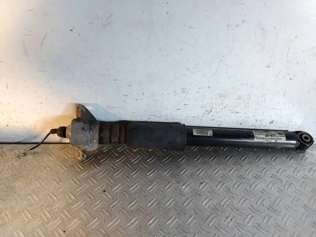 Rear shock absorber/damper – Porsche Macan (95B) (2019-)