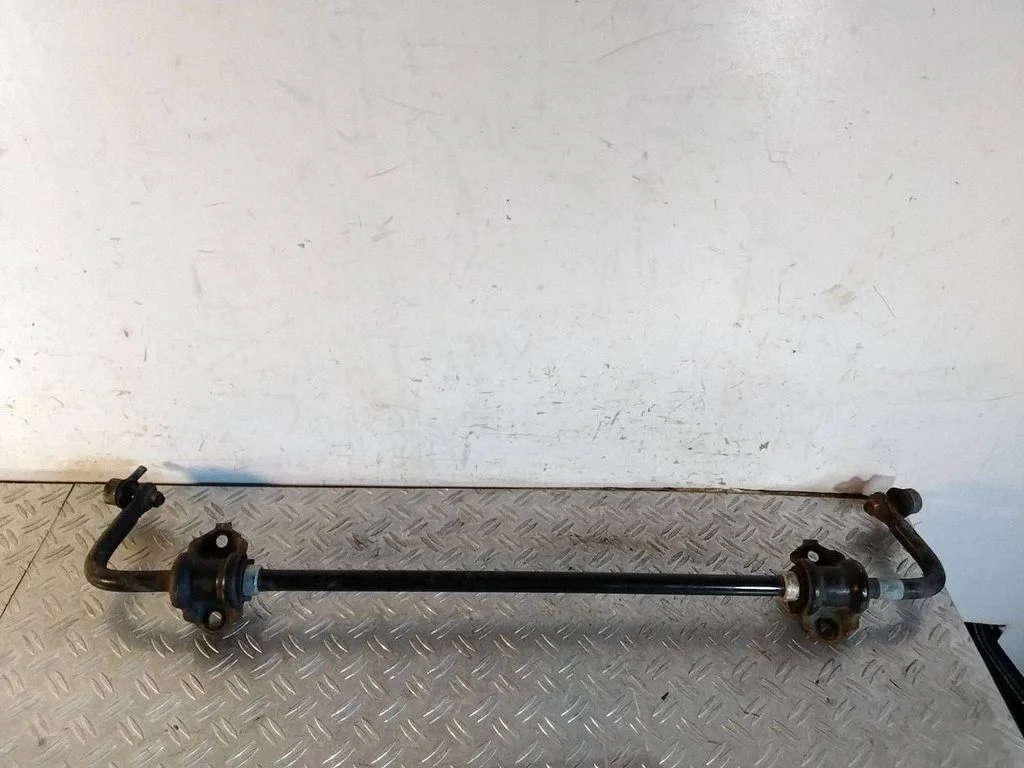 Tagumine stabilisaator – Lexus RX 450H (2016-)