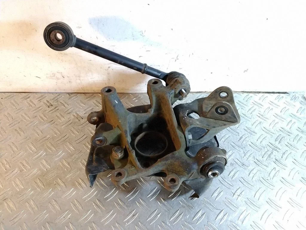 Rear wheel hub – Lexus NX (2014-2021)