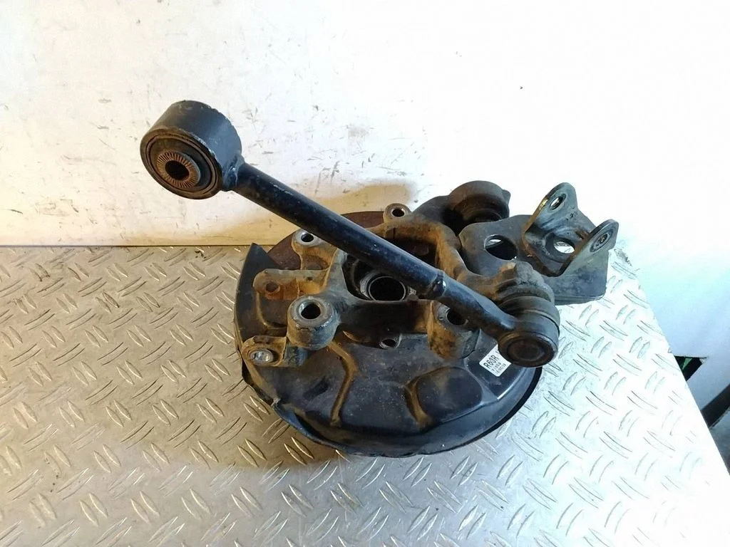 Rear wheel hub – Lexus NX (2014-2021)