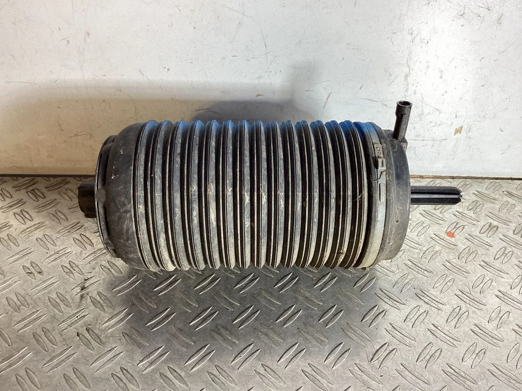 Tagumine õhkvedrustuse padi – Porsche Macan (95B) (2019-)