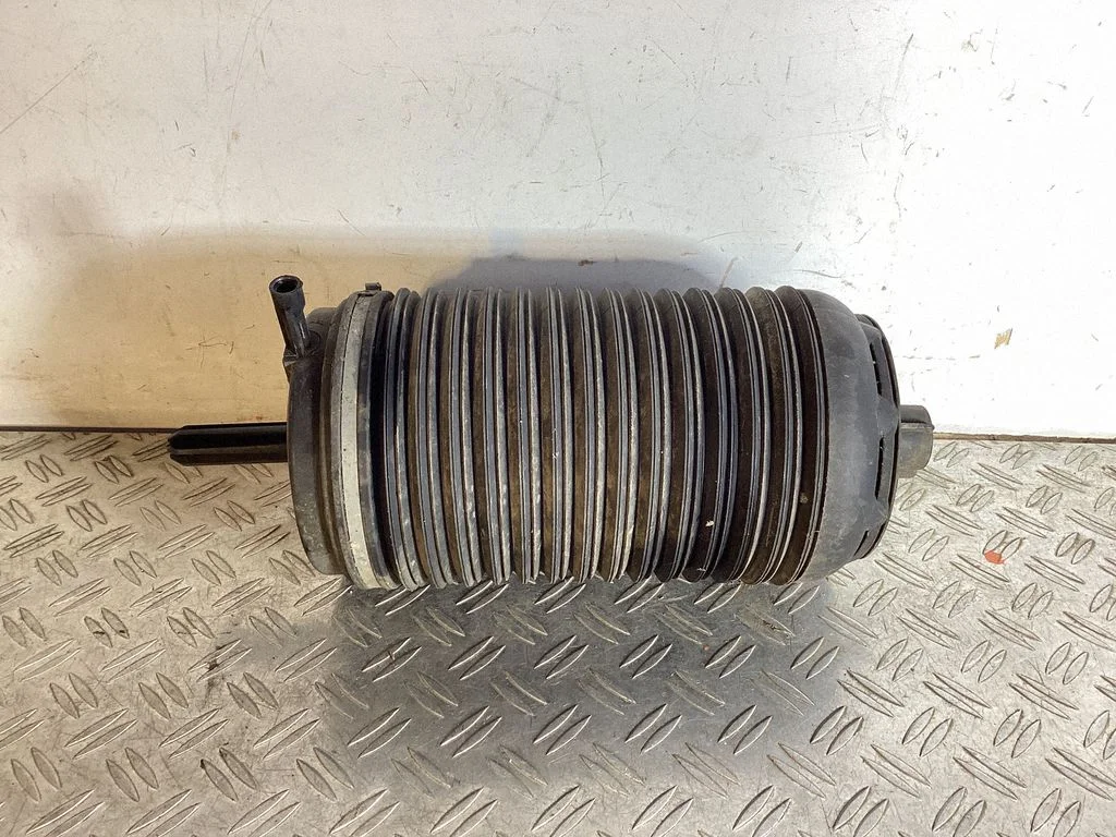 Tagumine õhkvedrustuse padi – Porsche Macan (95B) (2019-)