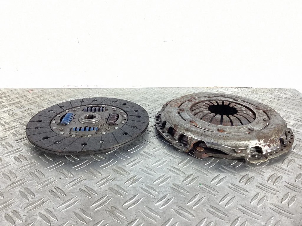 Clutch set kit – Subaru Legacy (2010-2016)