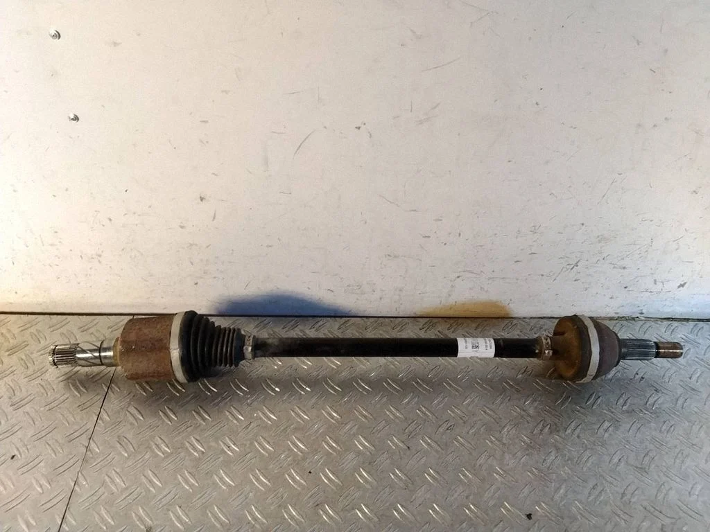 Rear driveshaft P118816500A