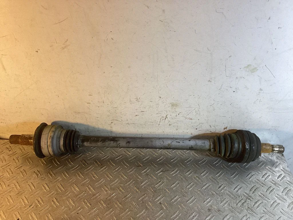 Rear driveshaft – right