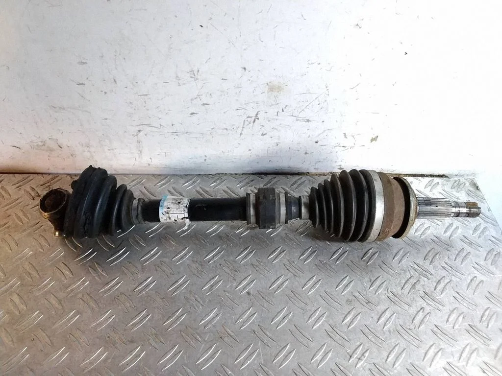 Front driveshaft – Lexus NX (2014-2021)