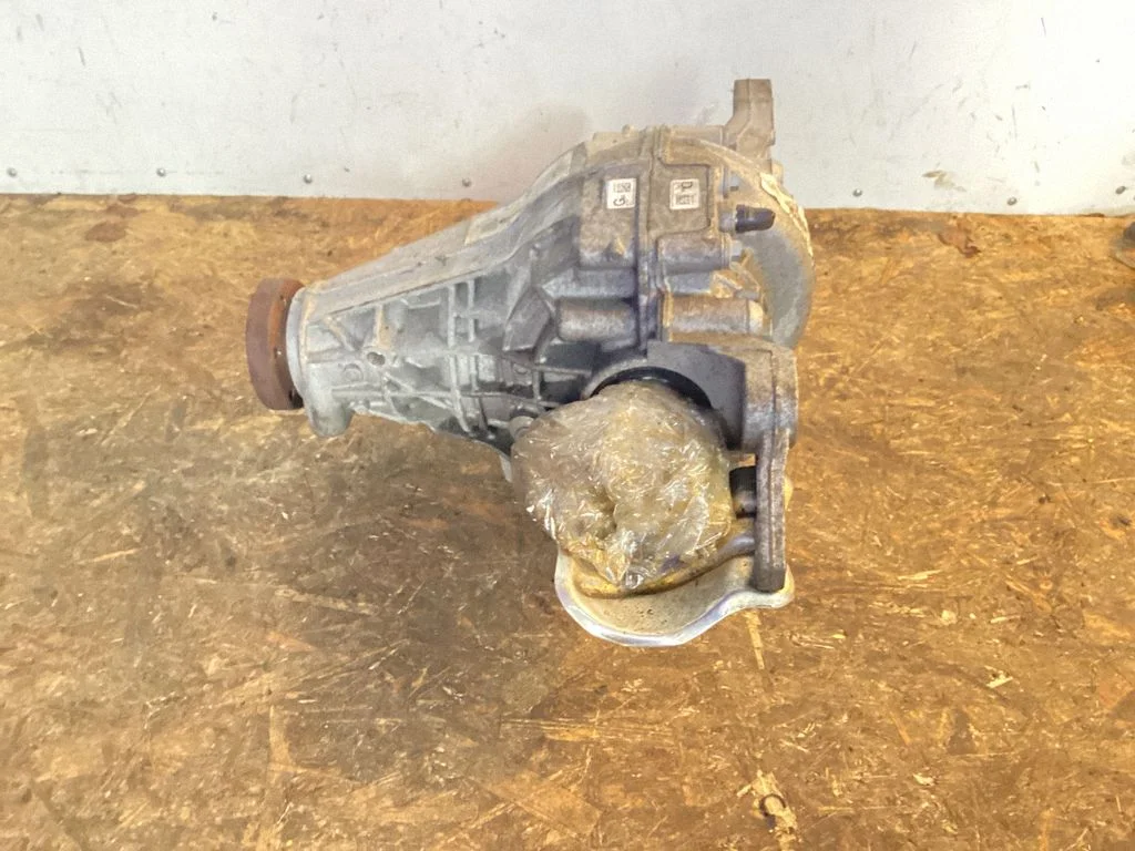 Rear differential – Porsche Macan (95B) (2019-)