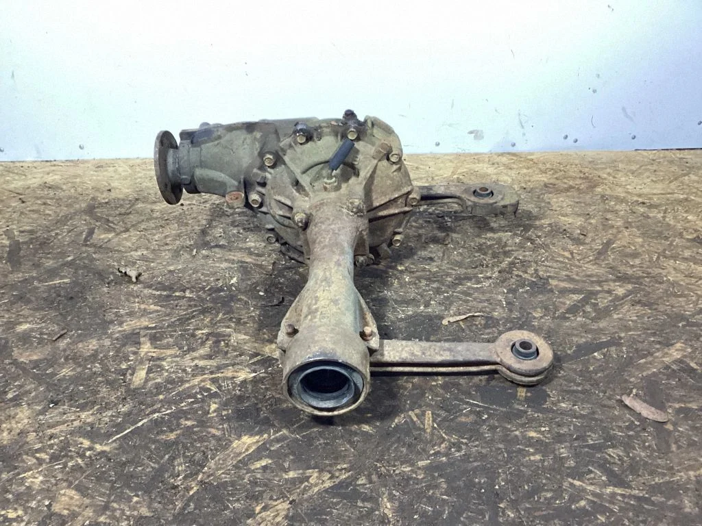 Front differential – Toyota Land Cruiser (J150) (2009-)