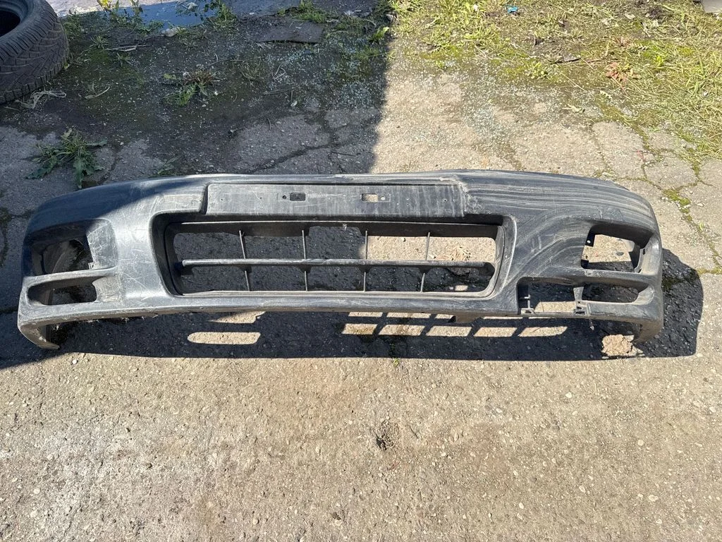 Front bumper 620220N600