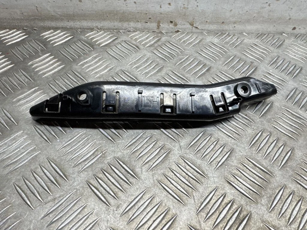 Front bumper mounting bracket 149377000B