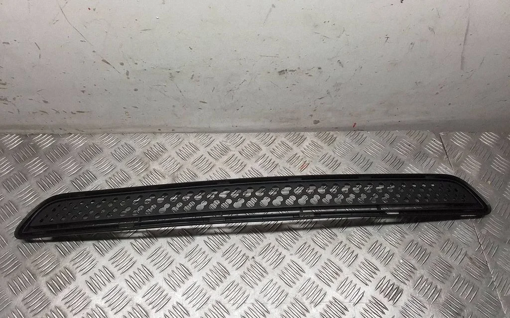 Kratka dolna zderzaka 5311152520 – Scion xD (2008-2014)