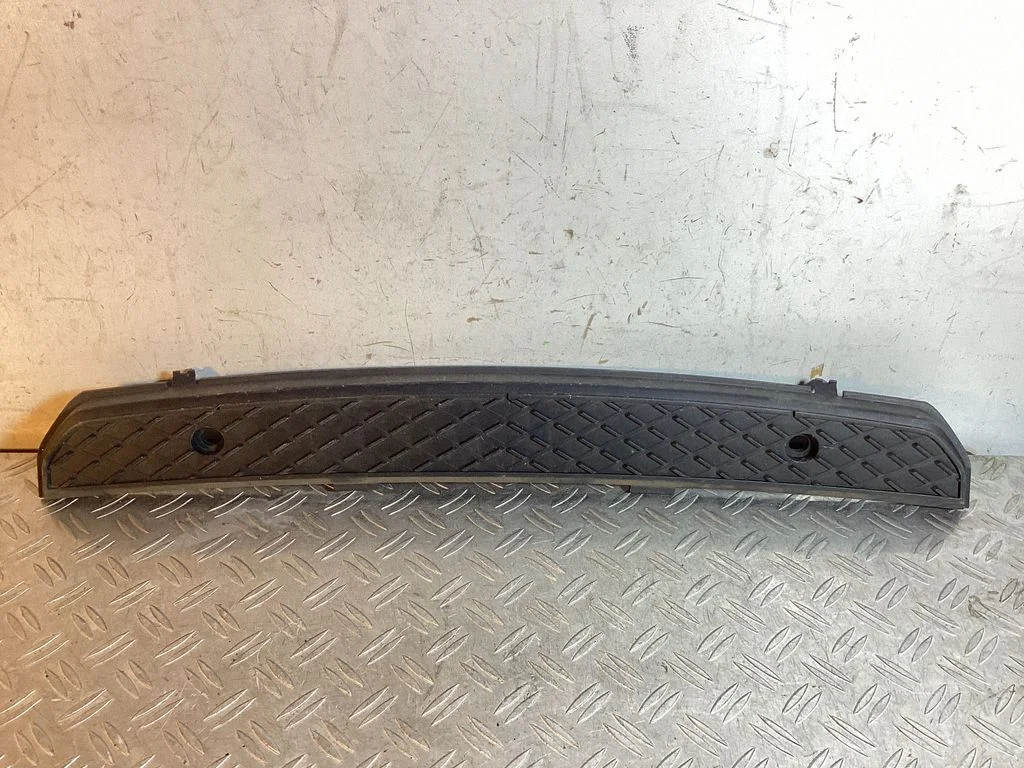 Front bumper splitter molding A9068850011