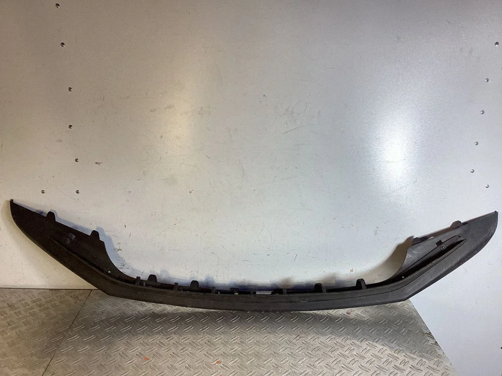 Esistange alumine osa (huul) – Porsche 911 991 (2011-2019)