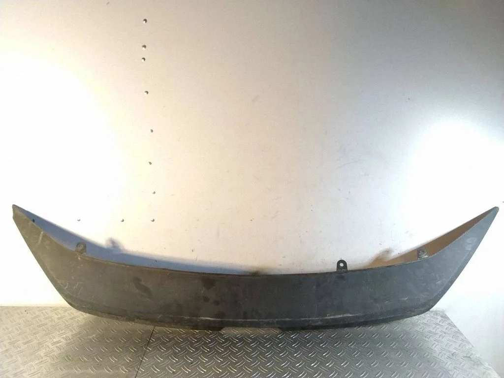 Esistange alumine osa (huul) – KIA EV6 (2021-)