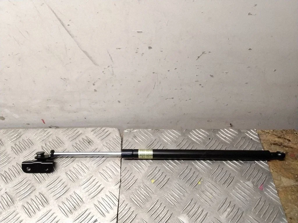 Front bonnet/hood damper/strut – Subaru Tribeca (2008-2016)